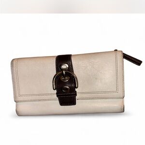 Elegant Cream and Brown Women's wallet